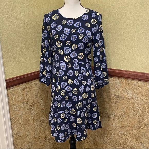 Loft Outlet NWT $80 Blue Yellow Floral Flowers Dress Size Medium Petite New - Picture 1 of 9